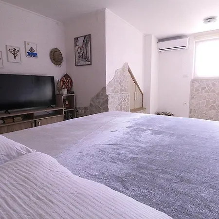 With Wifi Rozac, - 27210 Apartman *