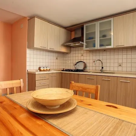 With Wifi Rozac, - 27210 Apartman *
