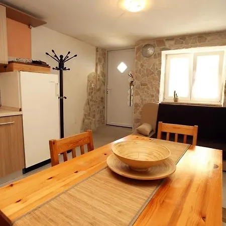 Apartman With Wifi Rozac, - 27210 *